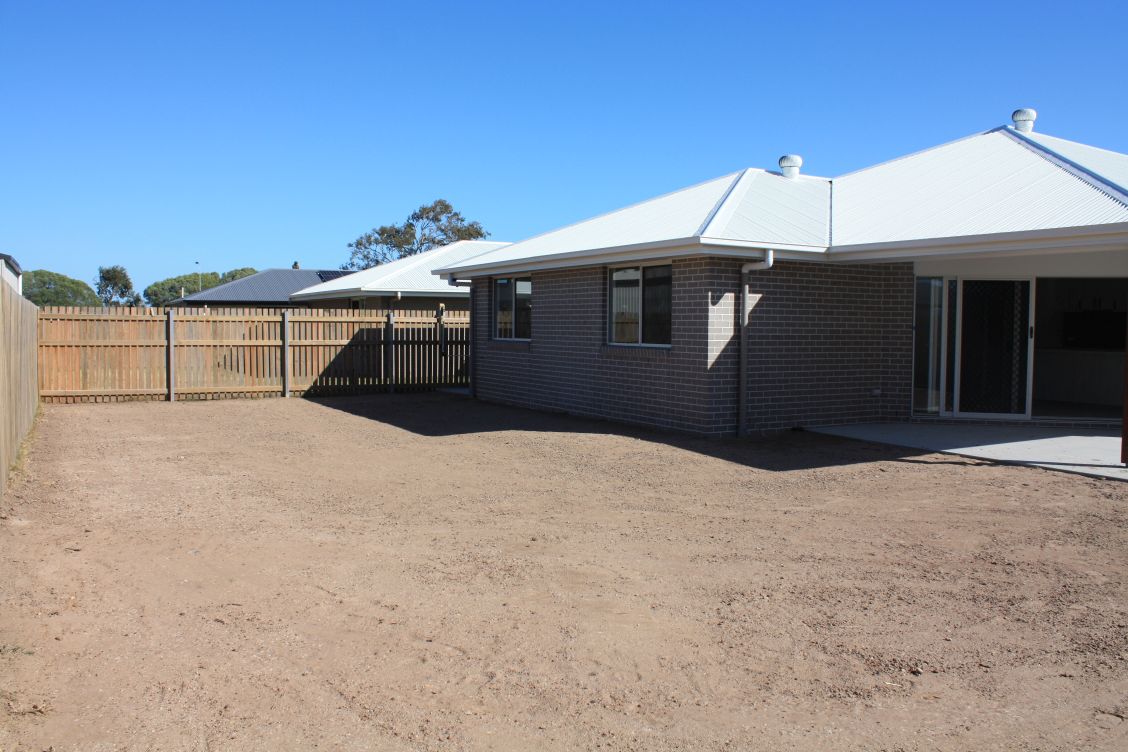 23 Sailaway Cct, Eli Waters Hervey Bay House & Land