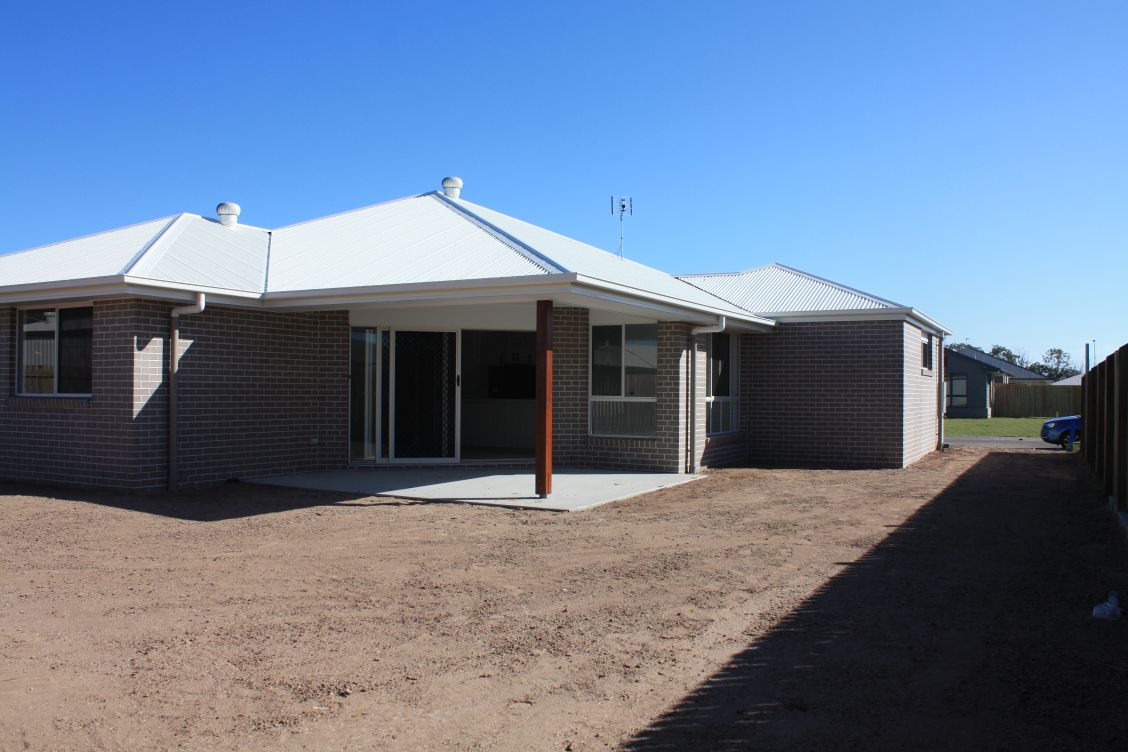 23 Sailaway Cct, Eli Waters Hervey Bay House & Land